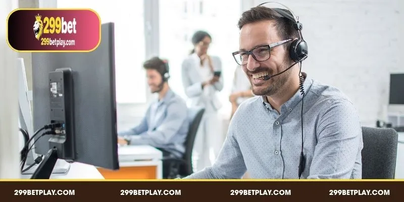 Professional Customer Support representative assisting a player via a secure live chat interface